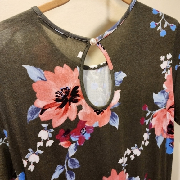 One piece floral long jumpsuit size L - Picture 8 of 11